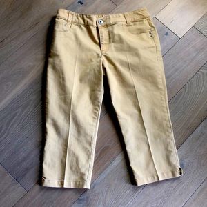 Chico’s platinum denim Capri 1